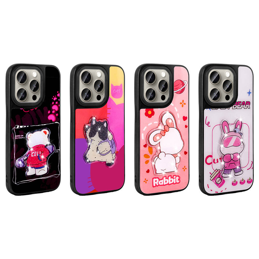 Apple iPhone 15 Pro Uyumlu Kılıf Parlayan Kabartmalı İkonik Figürlü Zore Amas Silikon Kapak - 1