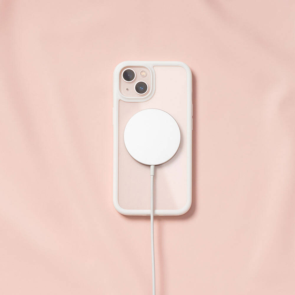 Apple iPhone 13 Uyumlu Kılıf Ultra İnce Şok Önleyicili Lisanslı Switcheasy Aero Plus Kapak - 42