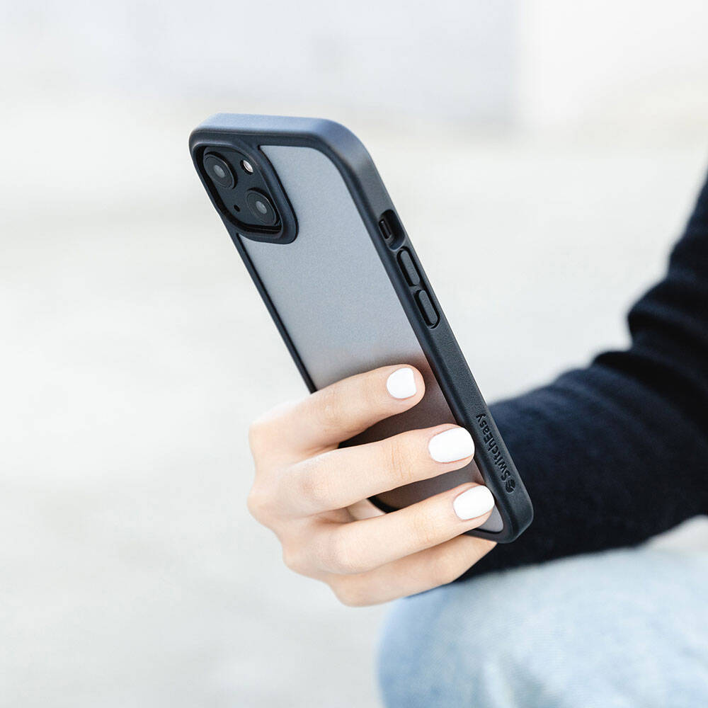 Apple iPhone 13 Uyumlu Kılıf Ultra İnce Şok Önleyicili Lisanslı Switcheasy Aero Plus Kapak - 44