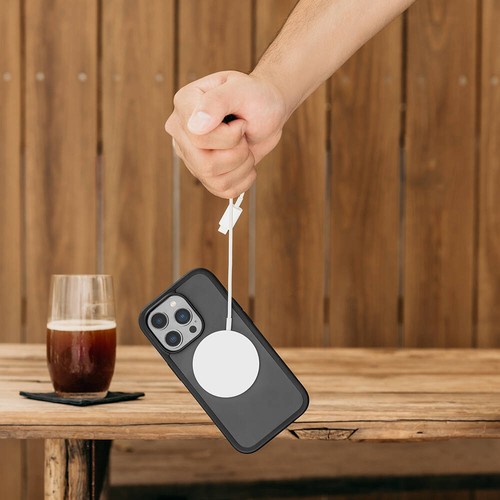 Apple iPhone 14 Pro Max Uyumlu Kılıf Ultra İnce Şok Önleyicili Lisanslı Switcheasy Aero Plus Kapak