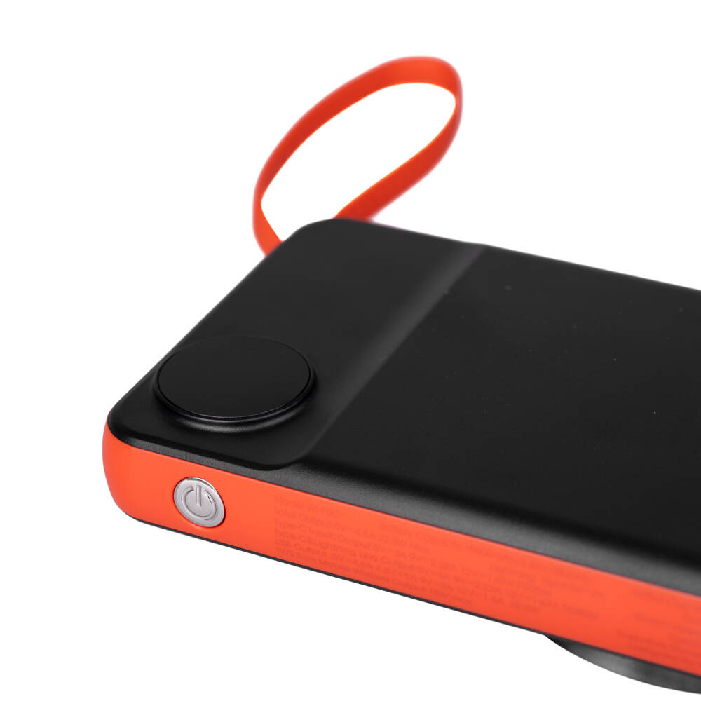 Wiwu Wi-P007 LED Ekranlı Akıllı Saat Kablosuz Şarj Özellikli Taşınabilir Powerbank 10000mAh 22.5W - 8