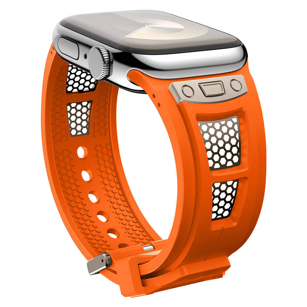 Apple Watch 42mm Uyumlu Kordon Zore KRD-117 Hava Alabilen Delikli Metal Süslemeli Desenli Silikon Kayış - 4