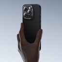 Apple iPhone 16 Pro Kılıf Karbon Fiber Magsafe Şarj Özellikli Benks Hybrid ArmorPro 600D Kevlar Kapak - 4