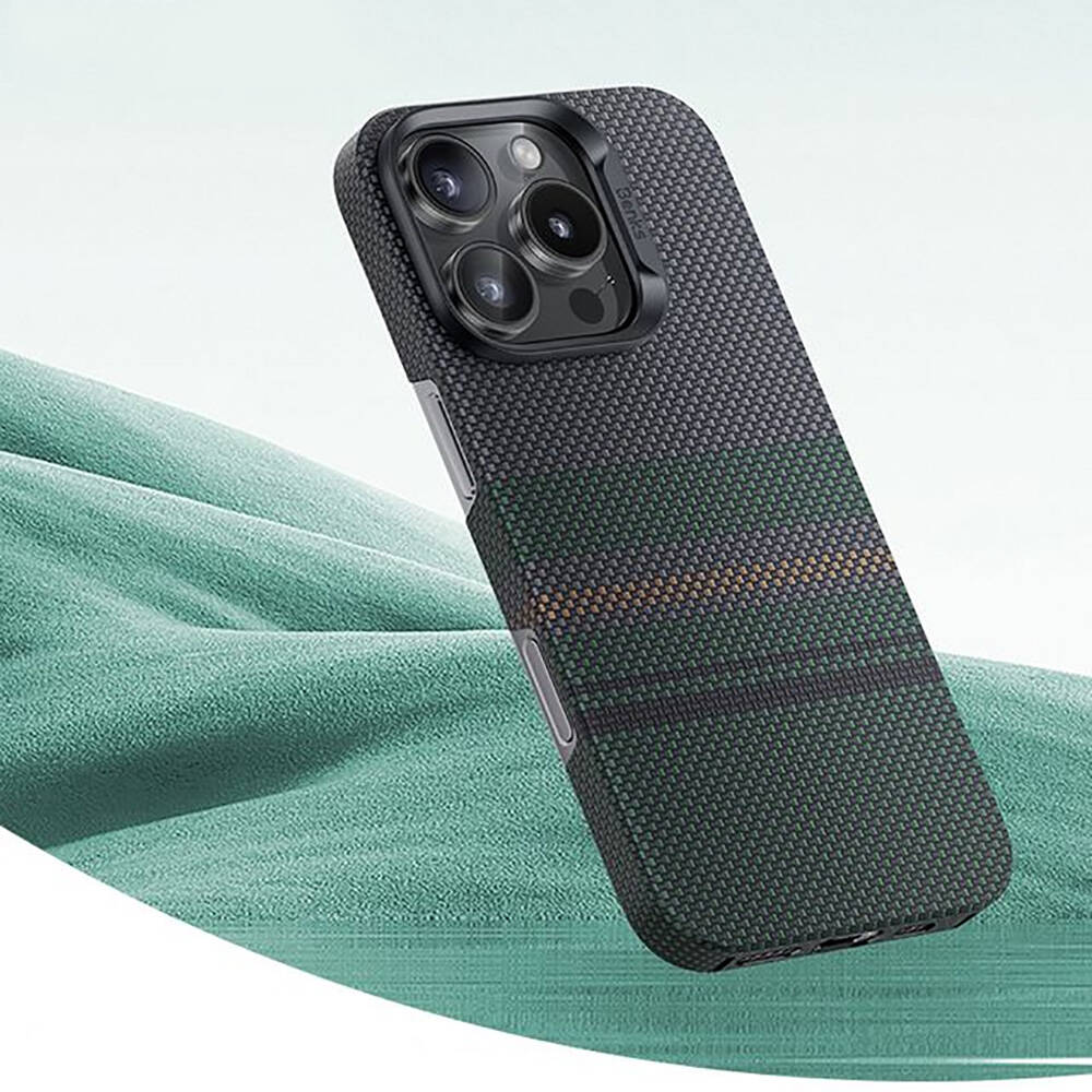 Apple iPhone 16 Plus Kılıf Magsafe Şarj Özellikli Karbon Fiber Tasarımlı Benks Aurora ArmorAir Kevlar Kapak - 7