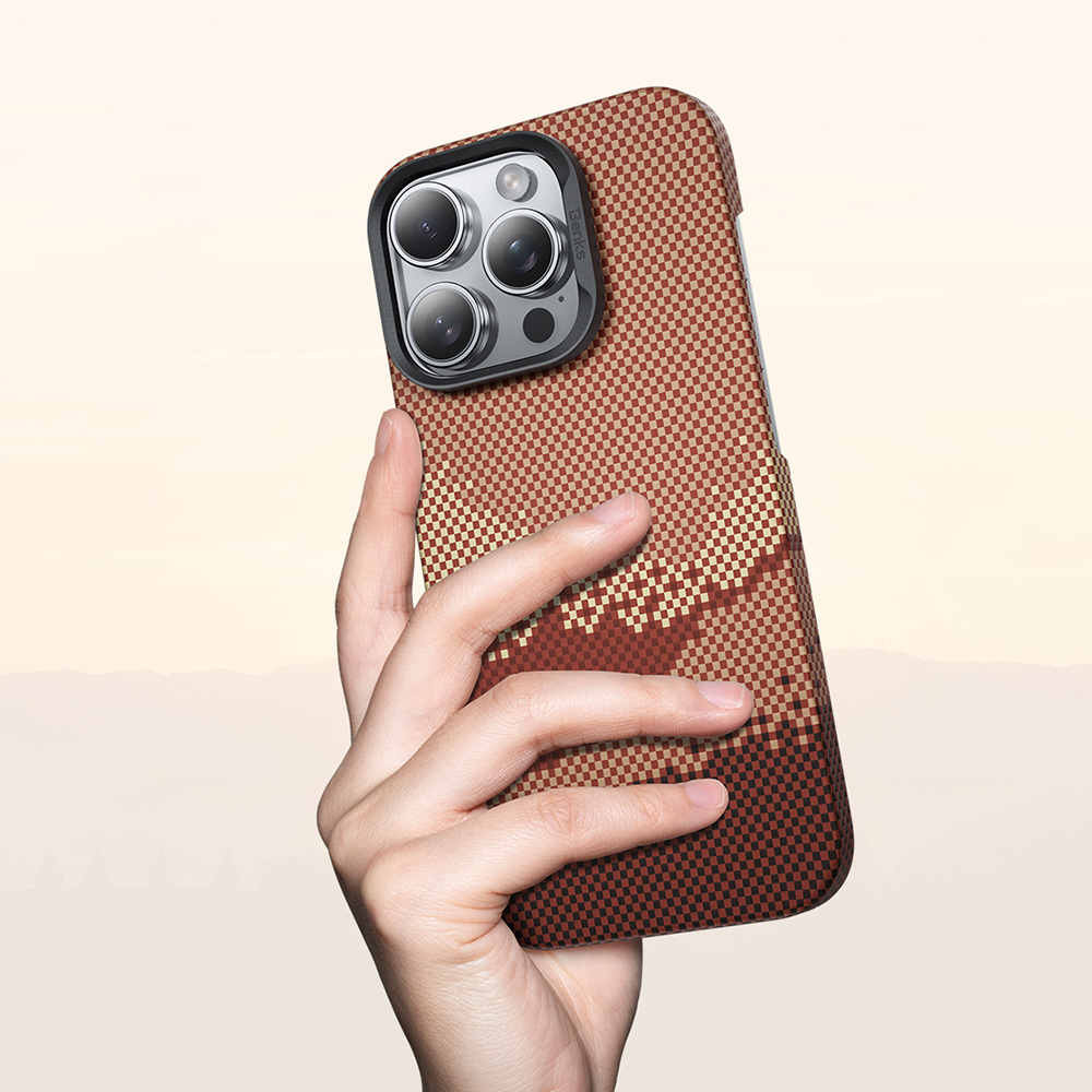 Apple iPhone 16 Pro Uyumlu Kılıf Magsafe Şarj Özellikli Benks GoldenTide ArmorAir 600D Kevlar Kapak - 7