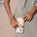 Apple iPhone 16 Pro Uyumlu Kılıf Magsafe Şarj Özellikli Soft Arka Yüzey Askı İpli Coehl Muse Kapak - 13