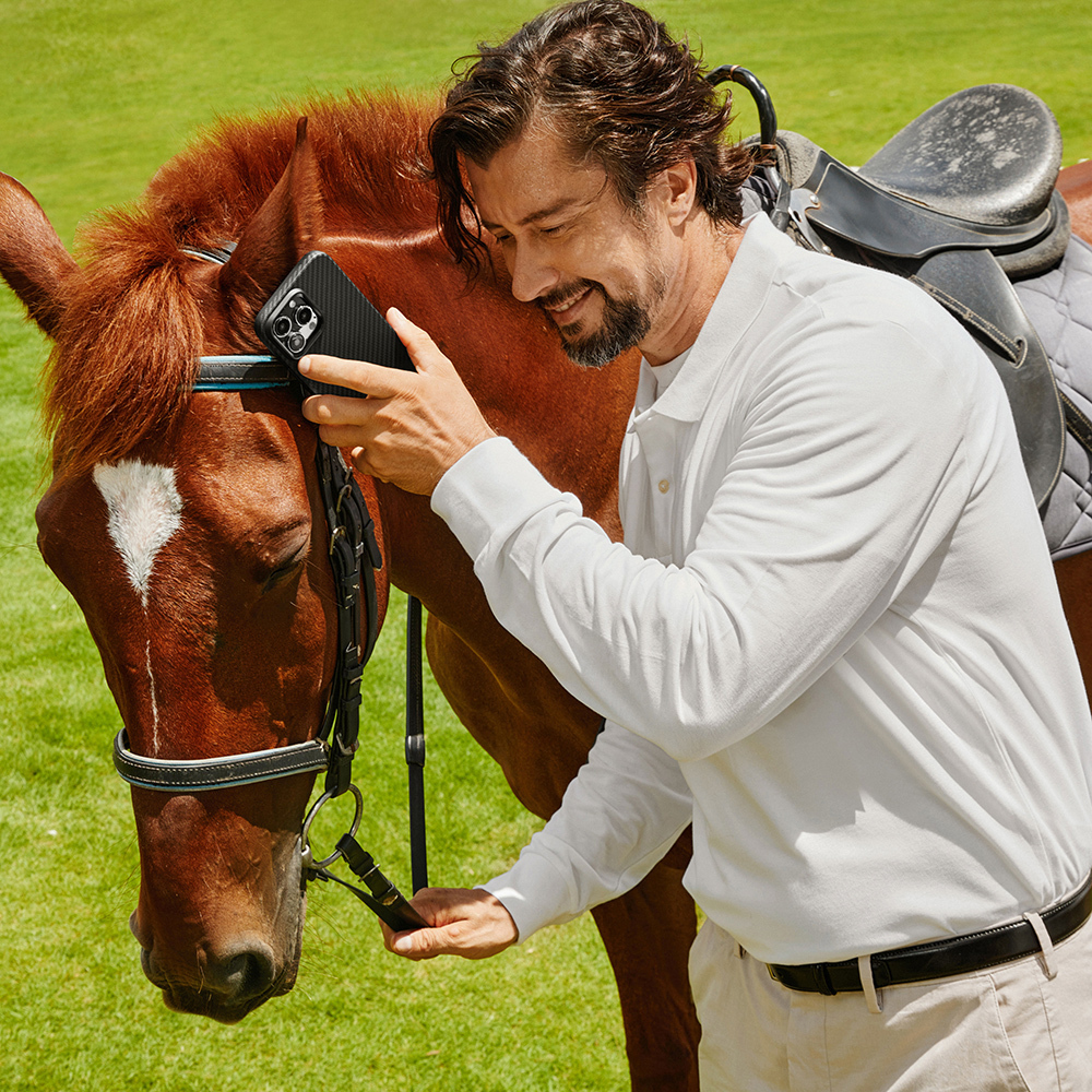 Apple iPhone 15 Pro Max Uyumlu Kılıf Magsafe Şarj Özellikli 1500D Aramid Fiber Pitaka Military-Grade Classic Serisi Black-Grey Twill Kapak - 29