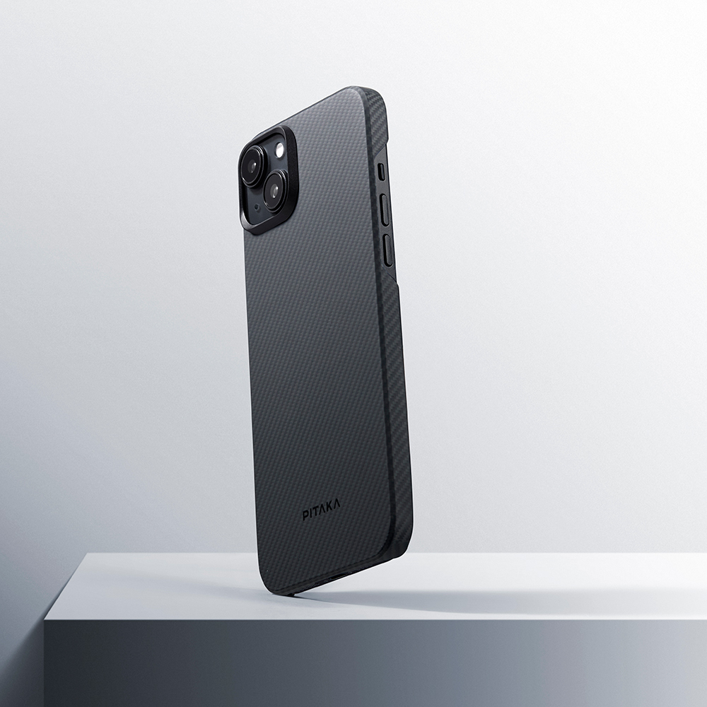 Apple iPhone 15 Plus Uyumlu Kılıf Magsafe Şarj Özellikli 600D Aramid Fiber Pitaka Ultra-Slim Classic Serisi Black-Grey Twill Kapak - 12