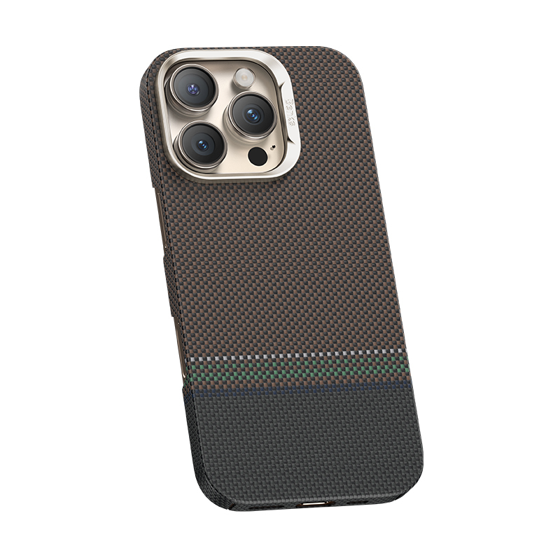 Apple iPhone 16 Pro Uyumlu Kılıf Magsafe Şarj Özellikli Karbon Fiber Tasarımlı Benks Prestige ArmorAir Kevlar Kapak - 3