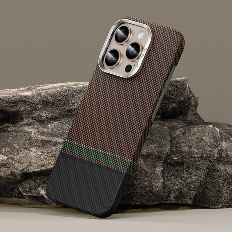 Apple iPhone 16 Pro Max Uyumlu Kılıf Magsafe Şarj Özellikli Karbon Fiber Tasarımlı Benks Prestige ArmorAir Kevlar Kapak - 8