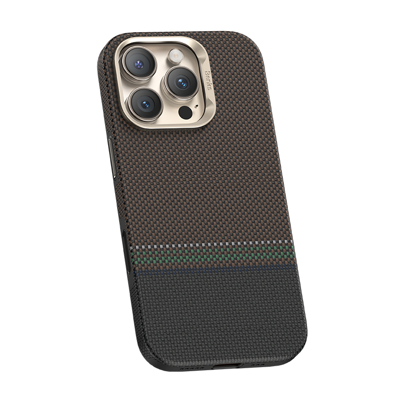 Apple iPhone 16 Pro Uyumlu Kılıf Magsafe Şarj Özellikli Karbon Fiber Tasarımlı Benks Prestige ArmorPro Kevlar Kapak - 5