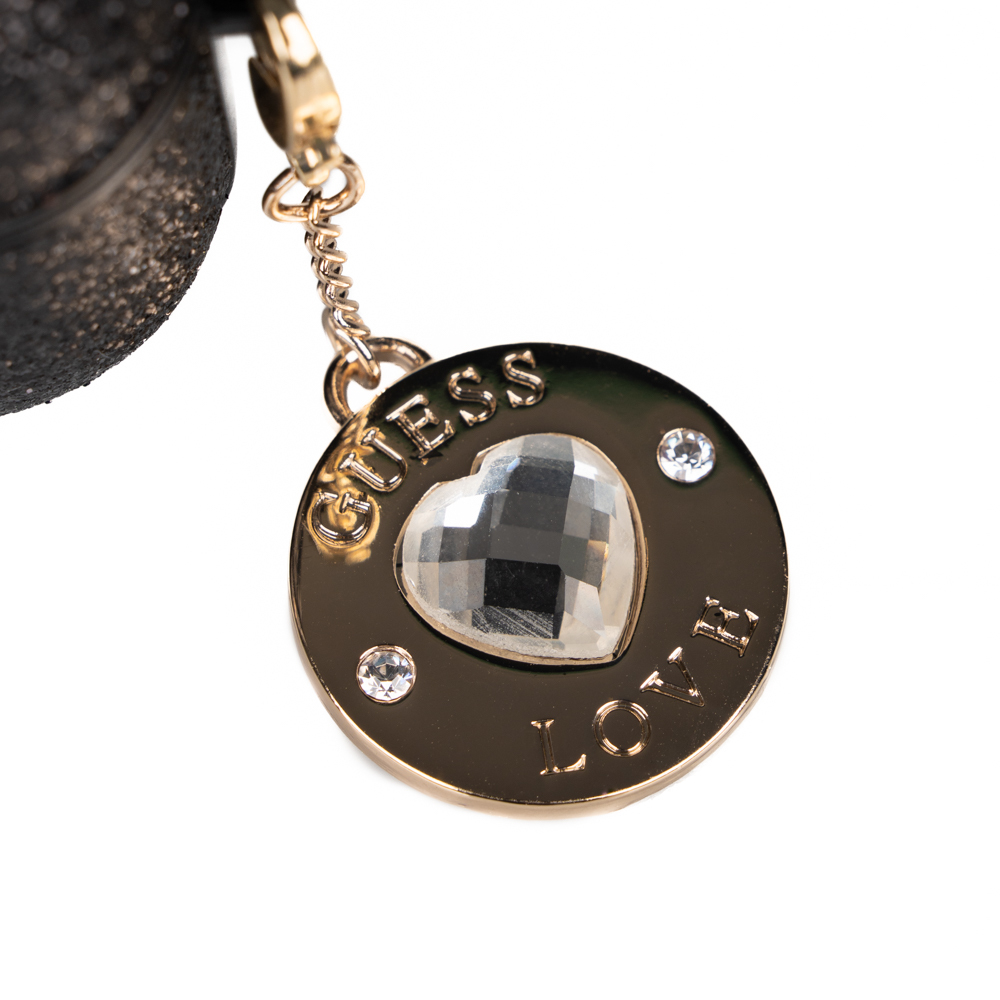 Apple Airpods 4 Uyumlu Kılıf Guess Orjinal Lisanslı Glitter Elmas Kalp Süs Zincirli Kapak - 8