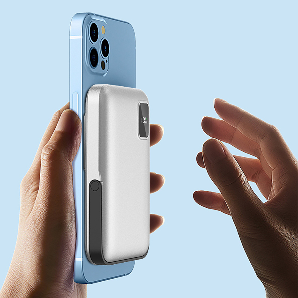 Lenyes PW134D 20W Ultra İnce Dijital LED Ekranlı Standlı Wireless Powerbank 15W 10000mAh - 3