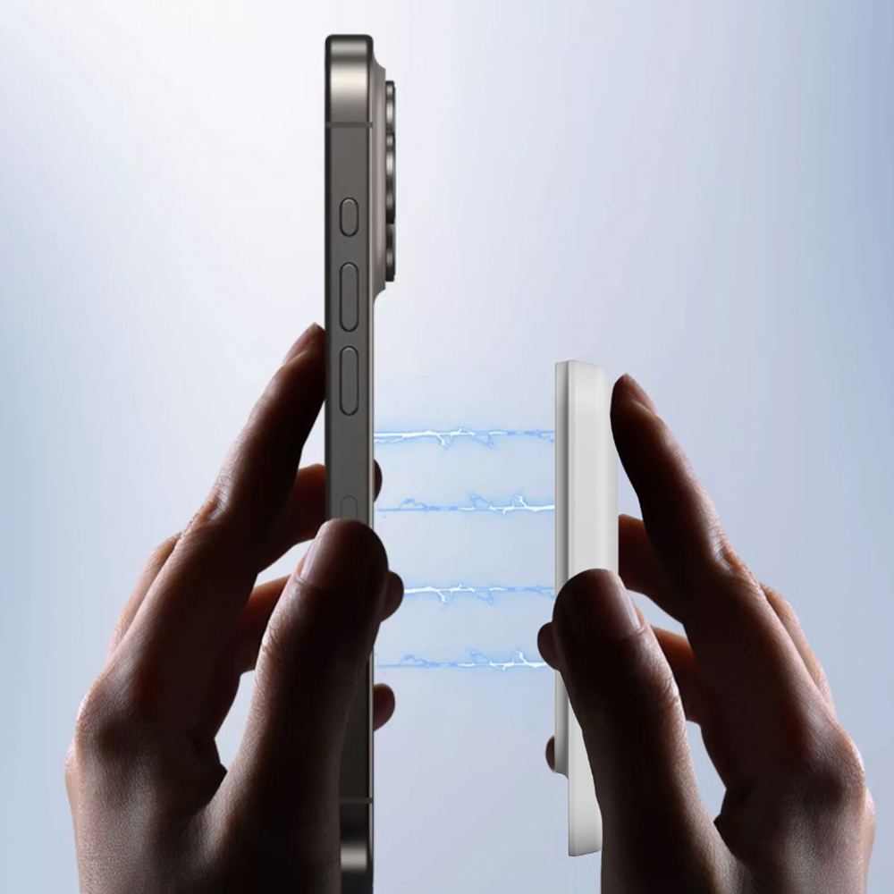 Wiwu Wi-P037 Qi Şarj Teknolojili LED Işık Göstergeli Magsafe Kablosuz Powerbank 5000mAh 15W - 3