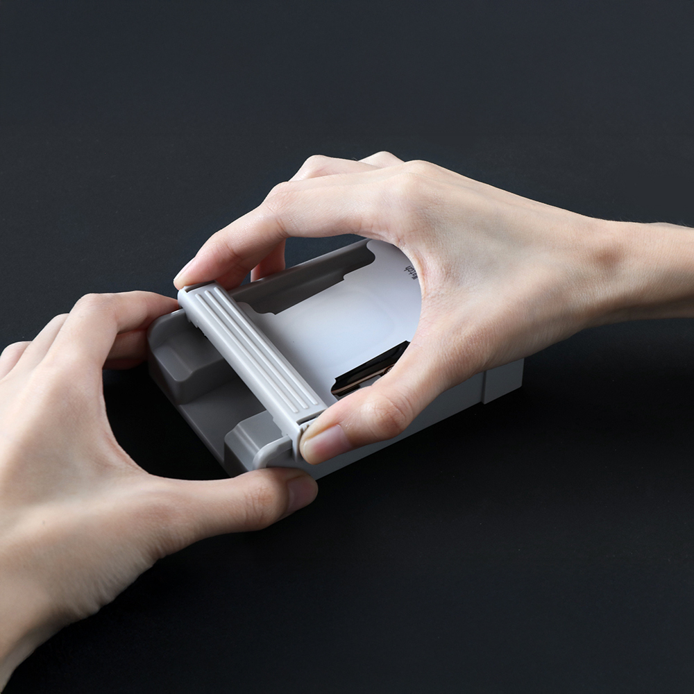 Apple Watch 10 42mm Uyumlu Amazingthing Radix Protective Parmak İzi Bırakmayan HD Ekran Koruyucu Film + Kolay Uygulama Aparatı - 13