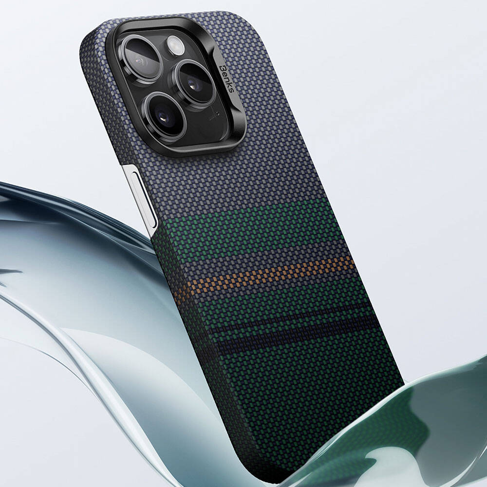 Apple iPhone 15 Pro Max Uyumlu Kılıf Magsafe Şarj Özellikli Karbon Fiber Tasarımlı Benks Aurora ArmorAir Kevlar Kapak - 10