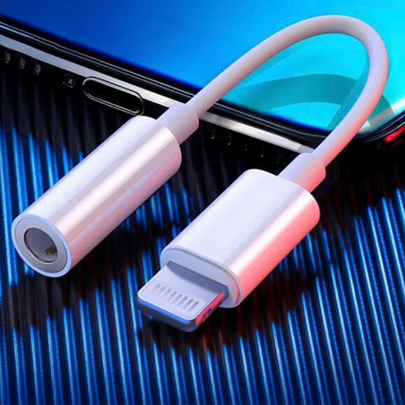 Zore AC-04 Lightning to 3.5mm Aux Çevirici Ses Adaptörü - 1