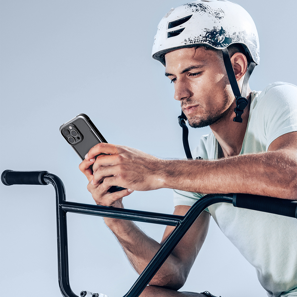 Apple iPhone 16 Pro Max Uyumlu Kılıf M-safe Şarj Özellikli Airbagli Raptic Apex Serisi Karbon Fiber Tasarımlı Kapak - 12