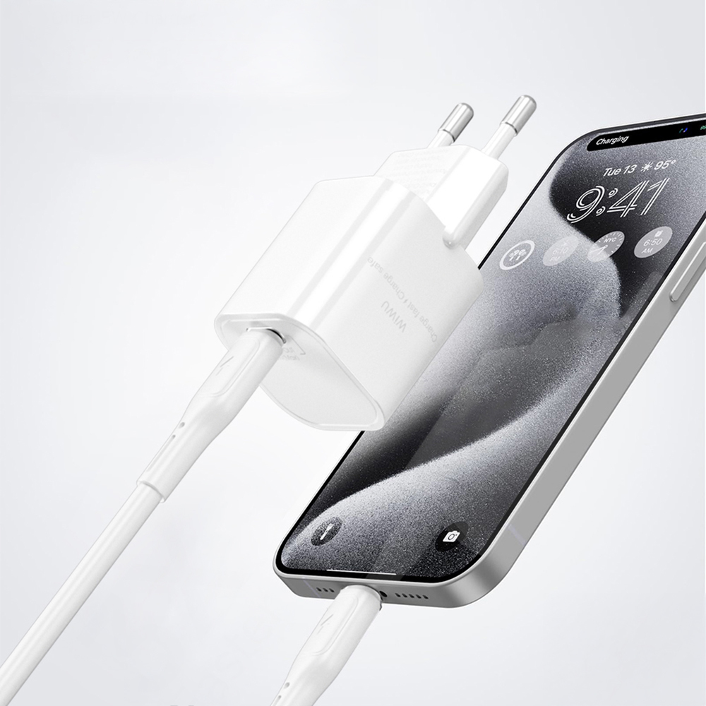 Wiwu Wi-G014 Cube Serisi GaN Tech PD Hızlı Şarj Özellikli Mini Şarj Başlığı 20W - 4