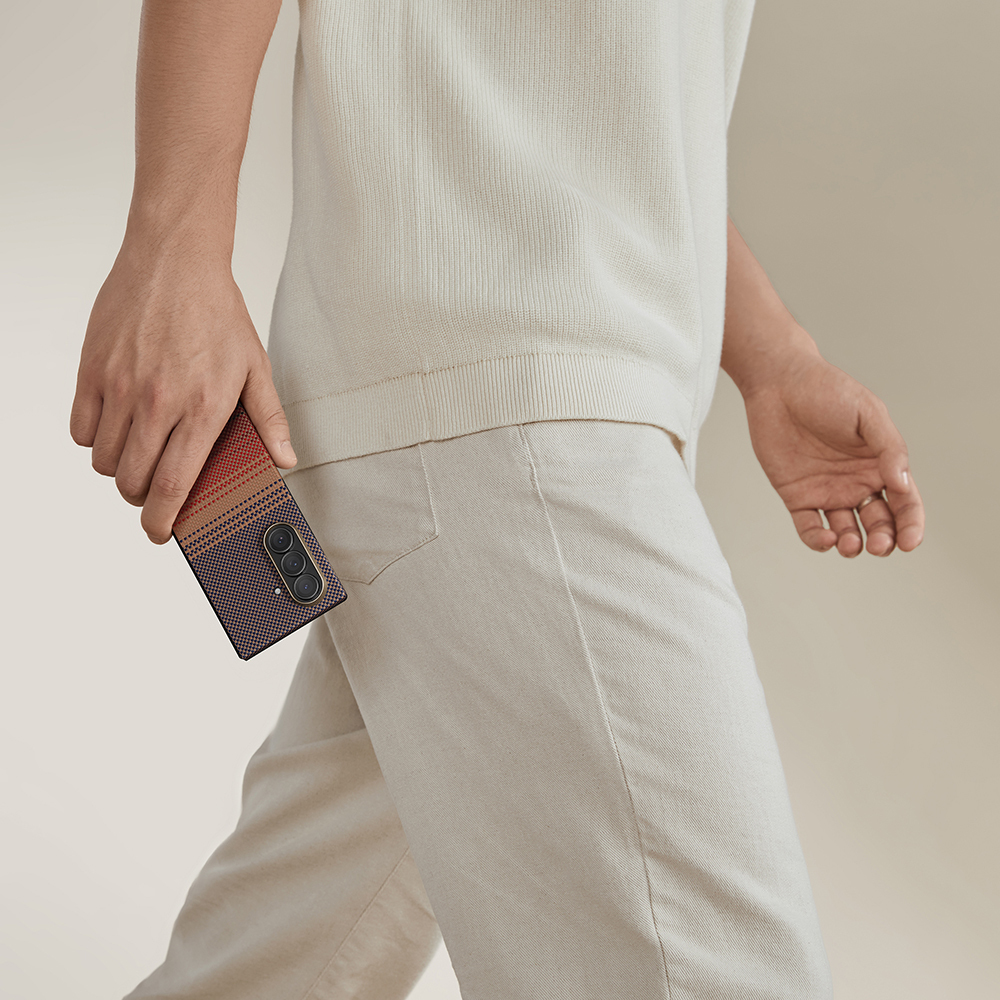 Galaxy Z Fold 7 Kılıf M-safe Şarj Özellikli Aramid Fiber Pitaka Tactile Woven Sunset-Moonrise Serisi Kapak - 6