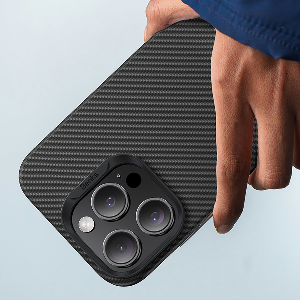 Apple iPhone 16 Pro Uyumlu Kılıf Benks M-safe Şarj Özellikli Metal Kamera Çerçeveli Magnetik ArmorAir 600D Kevlar Fiber Kapak - 10