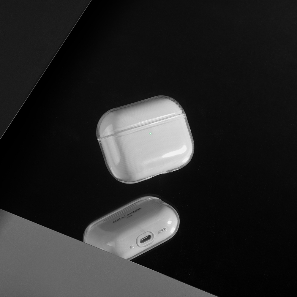 Apple AirPods Pro 3 Uyumlu Kılıf Qi M-Safe Şarj Özellikli Native Union Clear Serisi Silikon Kapak - 3
