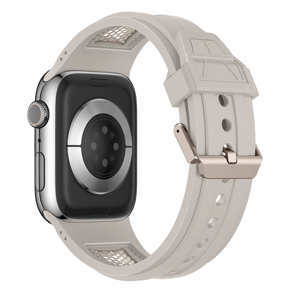 Apple Watch 42mm Uyumlu Kordon Zore KRD-117 Hava Alabilen Delikli Metal Süslemeli Desenli Silikon Kayış - 1