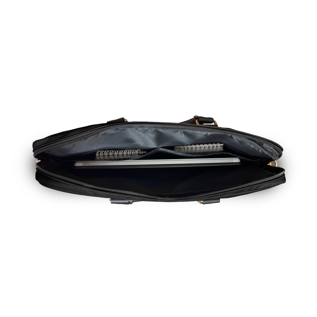 Guess Orjinal Lisanslı Naylon Kumaş Metal Üçgen Logolu Omuz Askılı 15-16 inç Laptop Çantası - 5