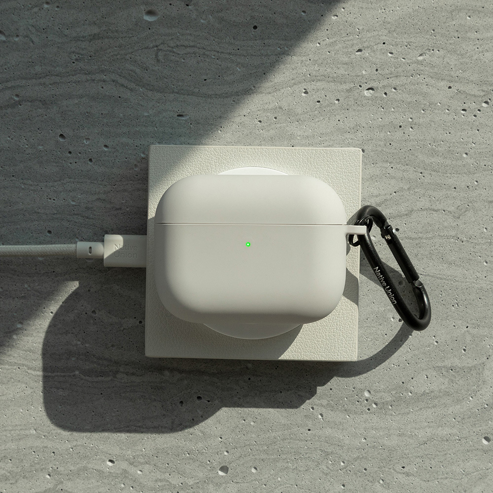 Apple AirPods Pro 3 Uyumlu Kılıf M-Safe Şarj Özellikli Native Union Active Serisi Kapak - 2