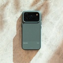 Apple iPhone 17 Pro Max Uyumlu Kılıf M-safe Şarj Özellikli Deri Dokulu Native Union RE Classic Serisi Kapak - 9