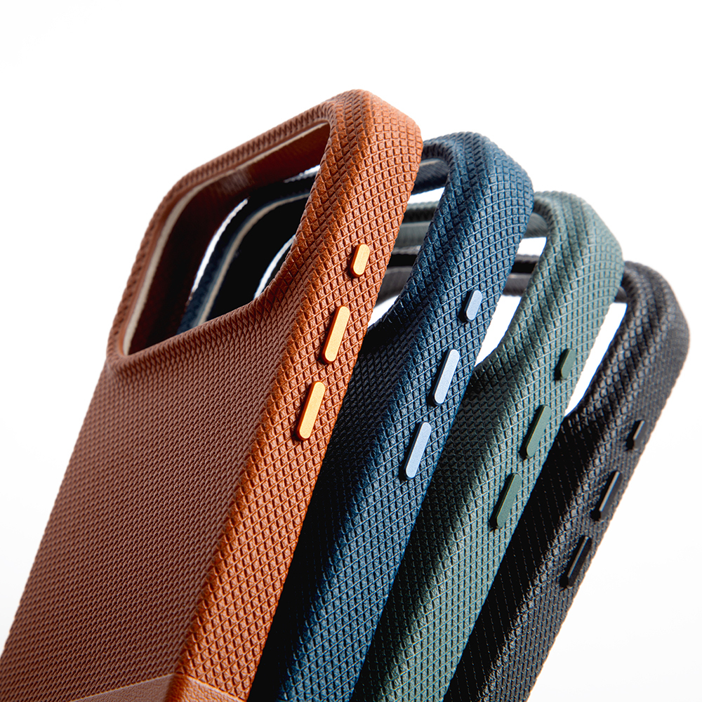 Apple iPhone 17 Pro Max Uyumlu Kılıf M-safe Şarj Özellikli Deri Dokulu Native Union RE Classic Serisi Kapak - 7