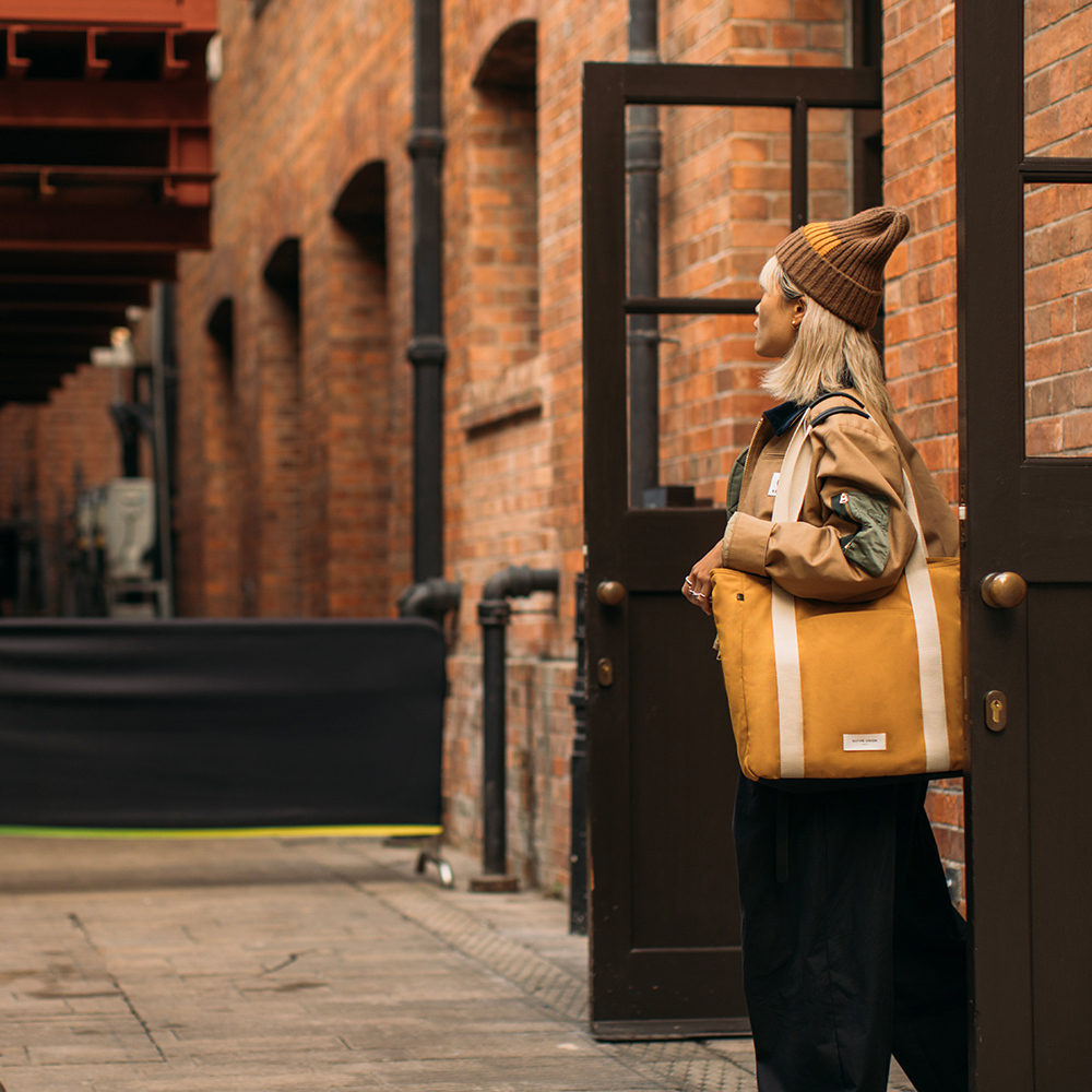 Native Union W.F.A Tote Bag Pro Su Geçirmez Cordura Kumaş YKK Fermuarlı 16L Taşıma Çantası - 2
