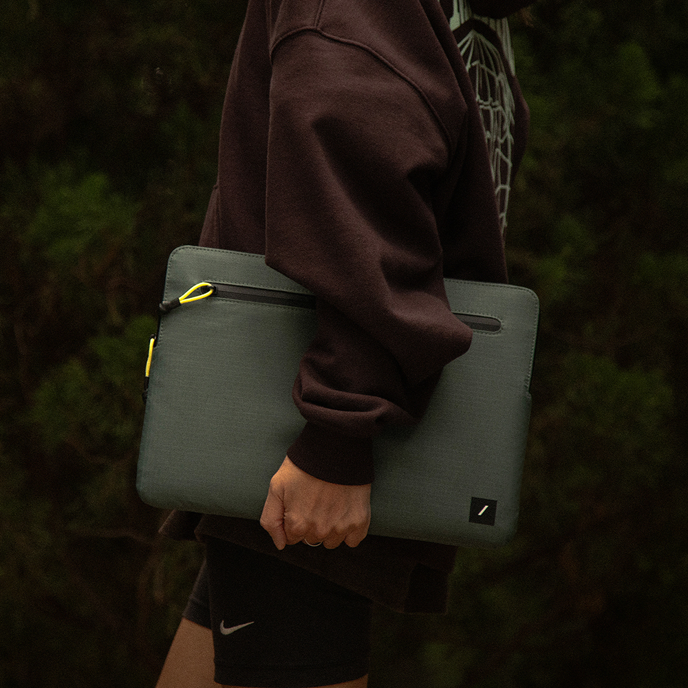 Native Uninon Ultralight Sleeve Serisi Su Geçirmez Ripstop Kumaş 16 inç Macbook Çantası - 13