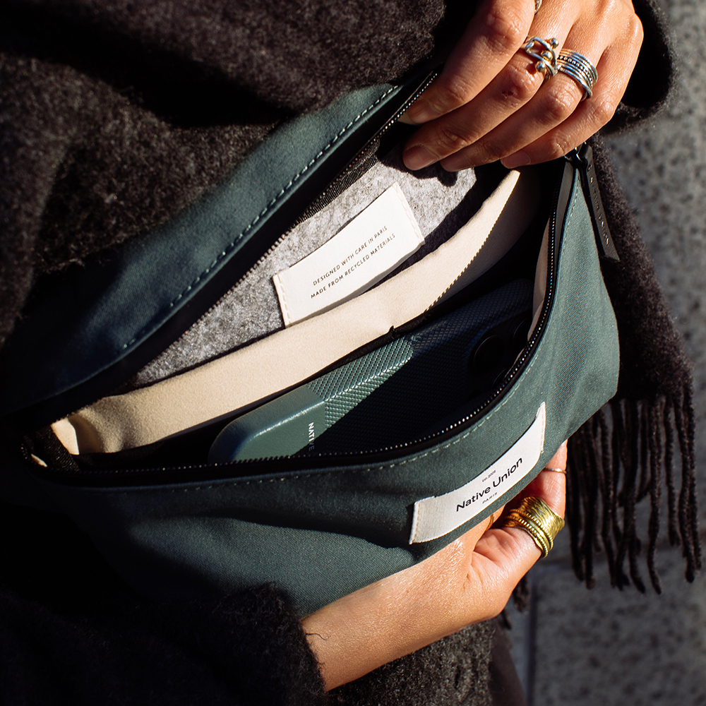 Native Union W.F.A Serisi Crossbody YKK Fermuarlı Çok Amaçlı Su Geçirmez Çapraz Vücut Çantası - 4