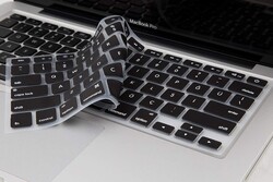 Apple Macbook Pro 16.2 2023 A2780 Uyumlu Zore Klavye Koruyucu Silikon Ped - 2