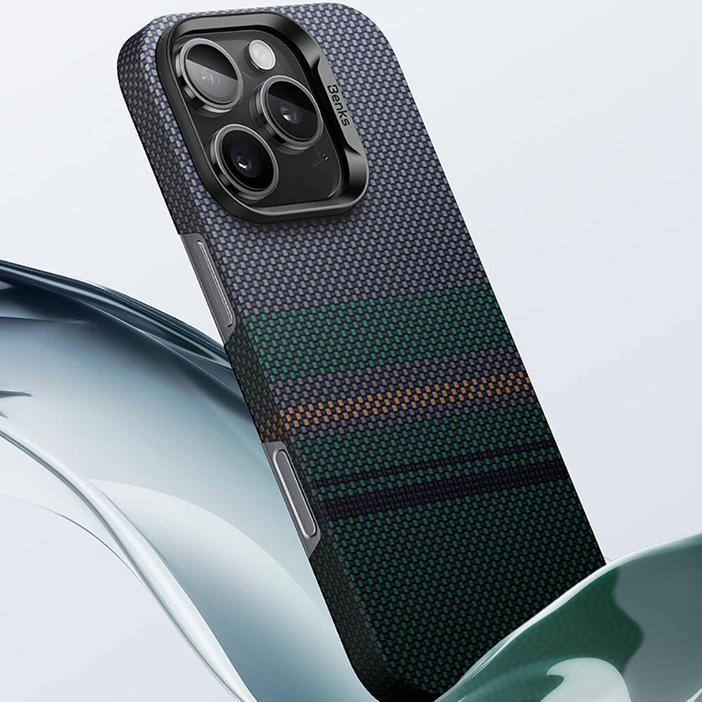 Apple iPhone 16 Pro Kılıf Magsafe Şarj Özellikli Karbon Fiber Tasarımlı Benks Aurora ArmorAir Kevlar Kapak - 7