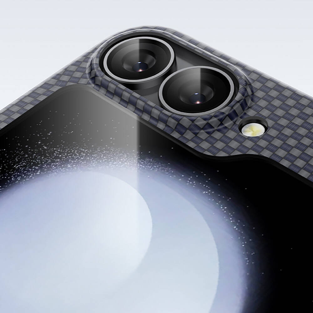 Samsung Galaxy Z Flip 6 Uyumlu Kılıf Karbon Fiber Tasarımlı Benks Aurora ArmorAir Kevlar Kapak - 9