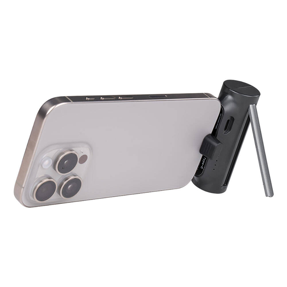 Benks PB15 Taşınabilir Standlı Lightning Portlu Powerbank 5000mAh - 5