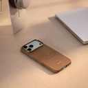 Apple iPhone 17 Pro Uyumlu Kılıf M-safe Şarj Özellikli Aramid Fiber Pitaka Glints of Gold Ultra Slim Serisi Kapak - 19