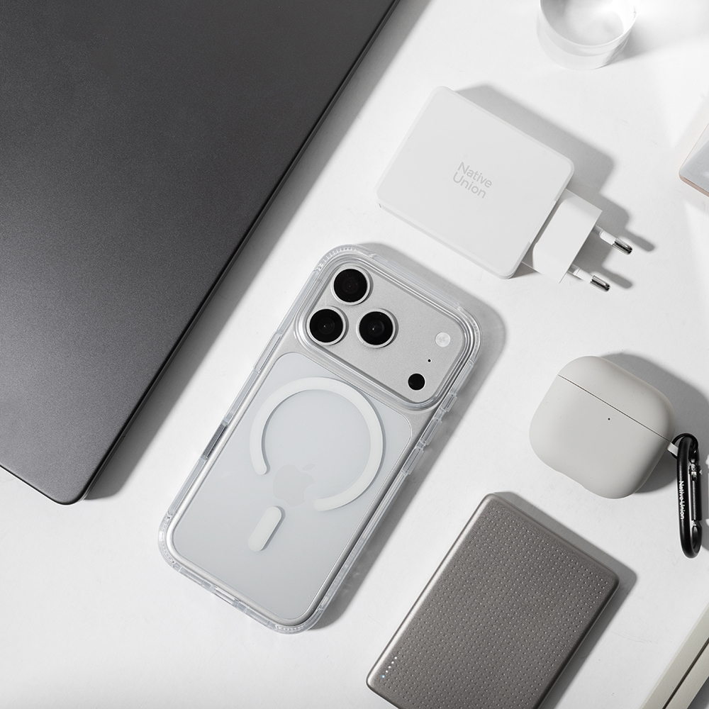 Apple iPhone 18 Pro Max Kılıf M-safe Şarj Özellikli Native Union Airbag Tasarımlı RE Clear Serisi Kapak - 5