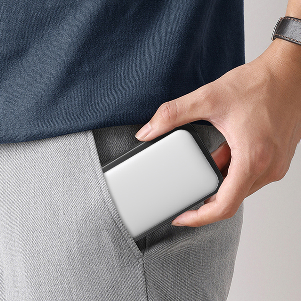 Wiwu Wi-P037 Qi Şarj Teknolojili LED Işık Göstergeli M-safe Kablosuz Powerbank 5000mAh 15W - 4