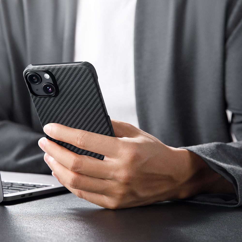 Apple iPhone 14 Uyumlu Kılıf Magsafe Şarj Özellikli 1500D Aramid Fiber Pitaka Ultra-Slim Classic Serisi Black-Grey Twill Kapak - 27