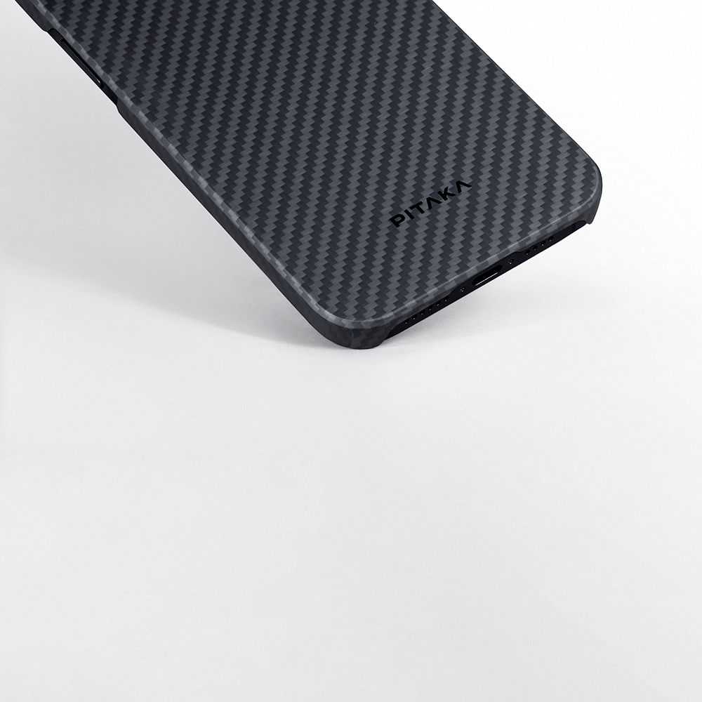Apple iPhone 15 Plus Uyumlu Kılıf Magsafe Şarj Özellikli 1500D Aramid Fiber Pitaka Ultra-Slim Classic Serisi Black-Grey Twill Kapak - 13