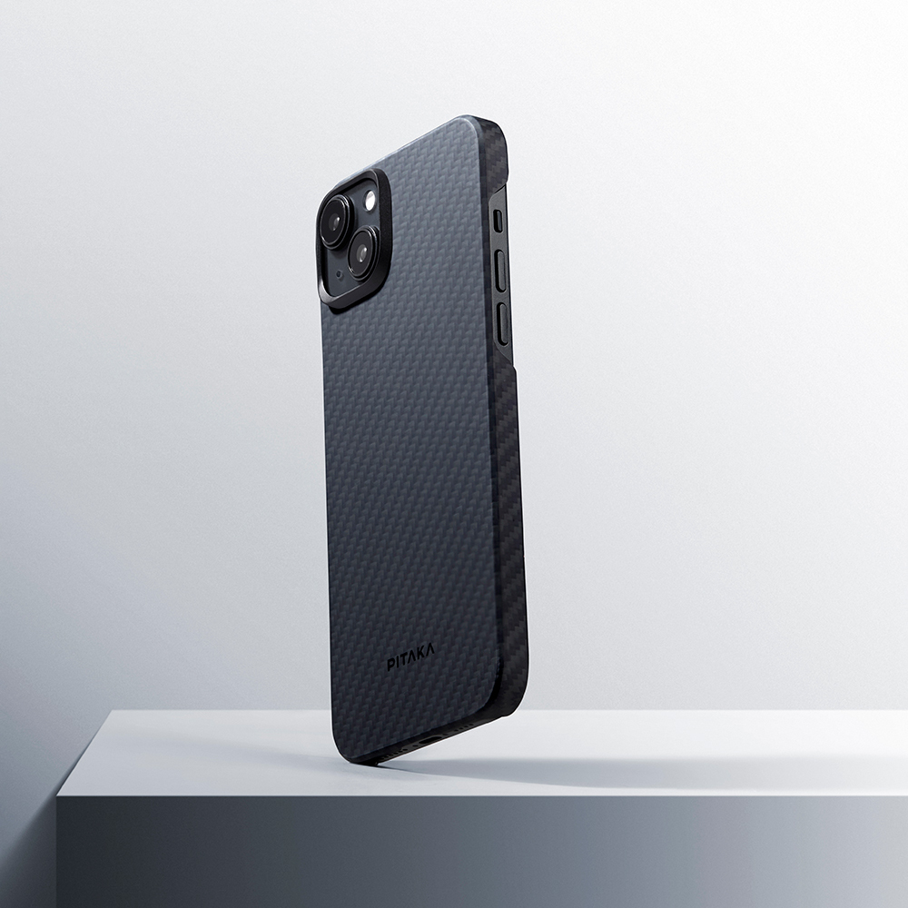 Apple iPhone 15 Plus Uyumlu Kılıf Magsafe Şarj Özellikli 1500D Aramid Fiber Pitaka Ultra-Slim Classic Serisi Black-Grey Twill Kapak - 14
