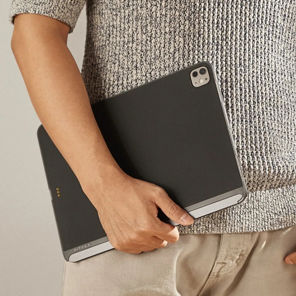 Apple iPad Pro 13 2024 Uyumlu Kılıf Aramid Fiber Pitaka Ultra-Slim Classic Serisi Tablet Kapak - 3