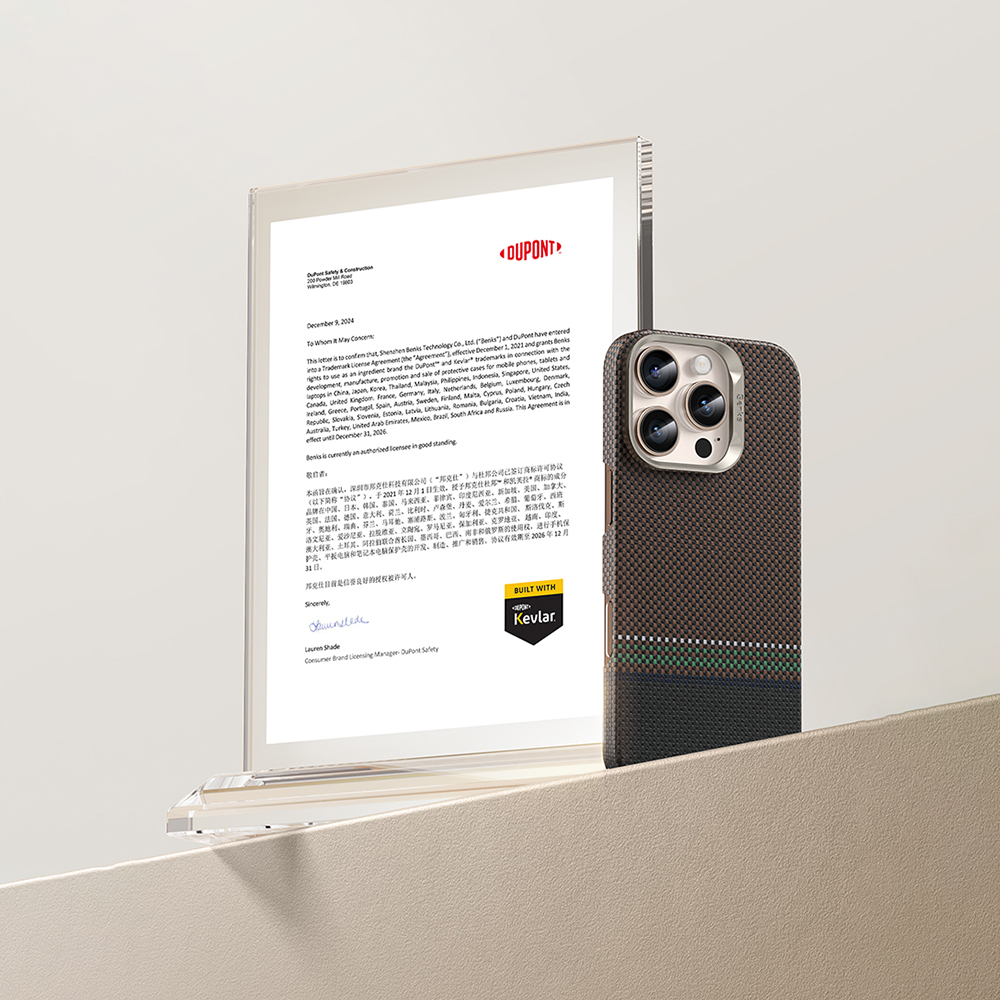 Apple iPhone 15 Pro Max Uyumlu Kılıf Magsafe Şarj Özellikli Karbon Fiber Tasarımlı Benks Prestige ArmorAir Kevlar Kapak - 6