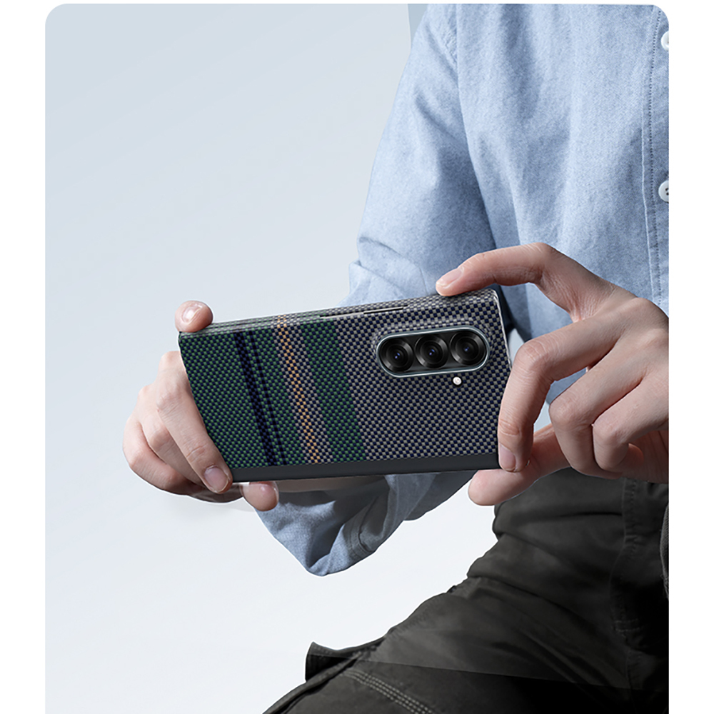 Galaxy Z Fold 7 Kılıf M-safe Şarj Özellikli Karbon Fiber Tasarımlı Benks Aurora ArmorAir Kevlar Kapak - 8