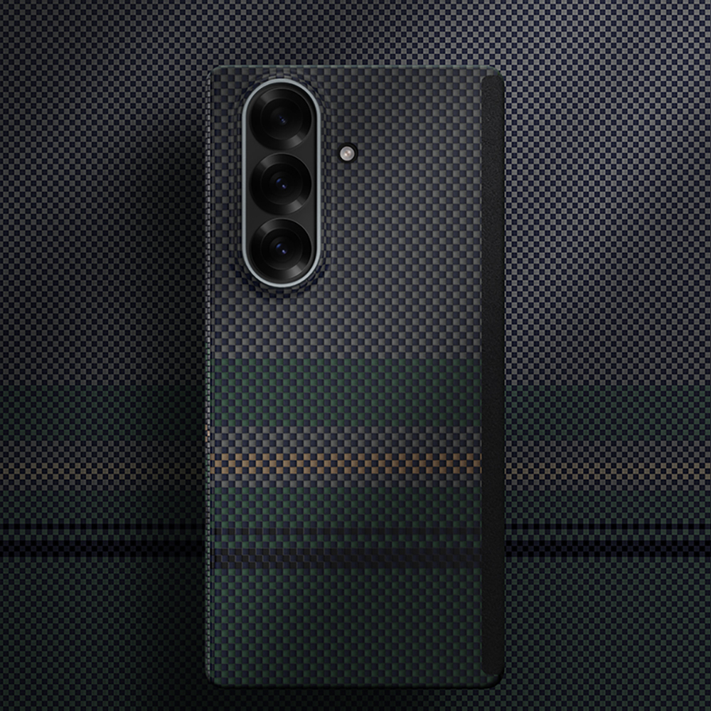 Galaxy Z Fold 7 Kılıf M-safe Şarj Özellikli Karbon Fiber Tasarımlı Benks Aurora ArmorAir Kevlar Kapak - 9