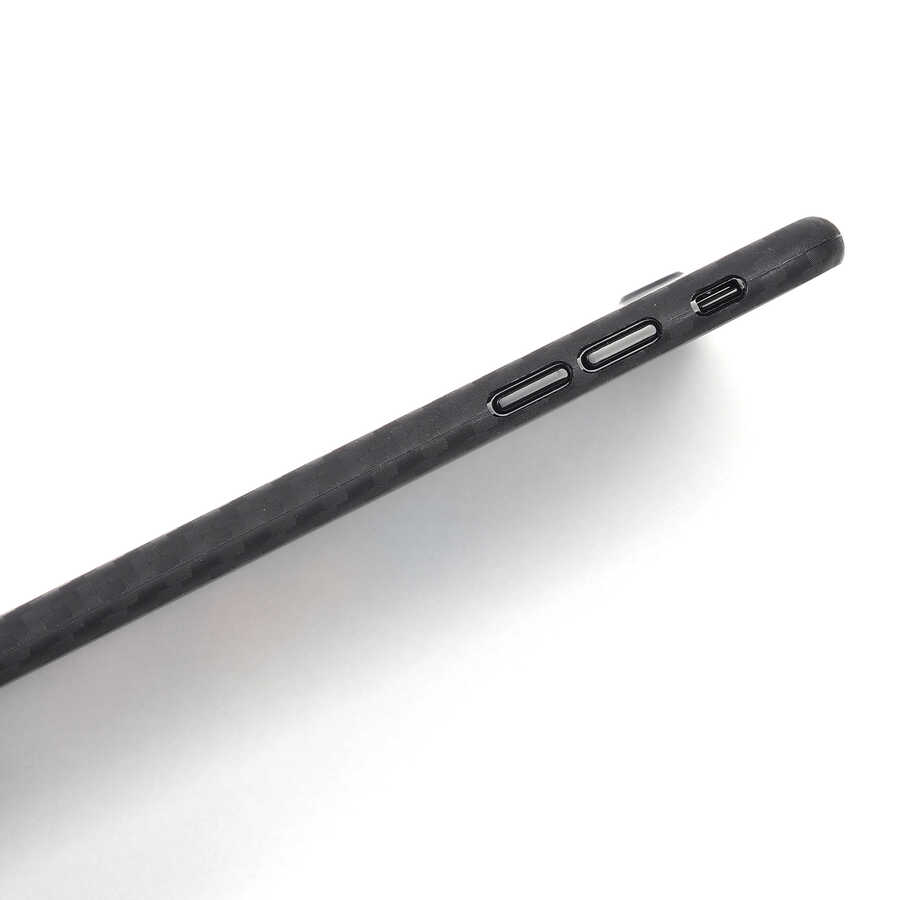 Apple iPhone SE 2022 Uyumlu Kılıf ​​​​​Wiwu Skin Carbon PP Kapak - 9
