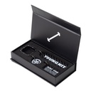 YoungKit Karbon Fiber Görünümlü Logolu Anahtarlık - 1